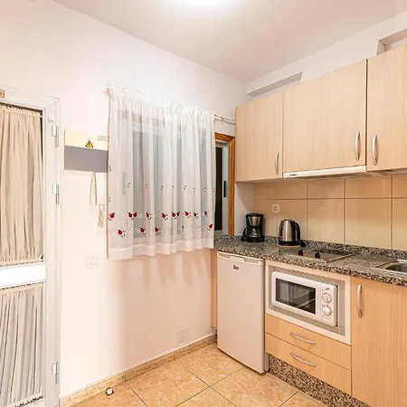 Apartament En El Centro De Cristianos Arona (Tenerife)